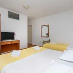 Zdravko Apartment Duće