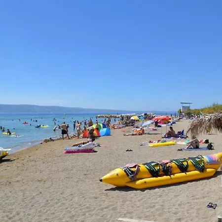 Zdravko - 150 M From Sandy Apartment Duce